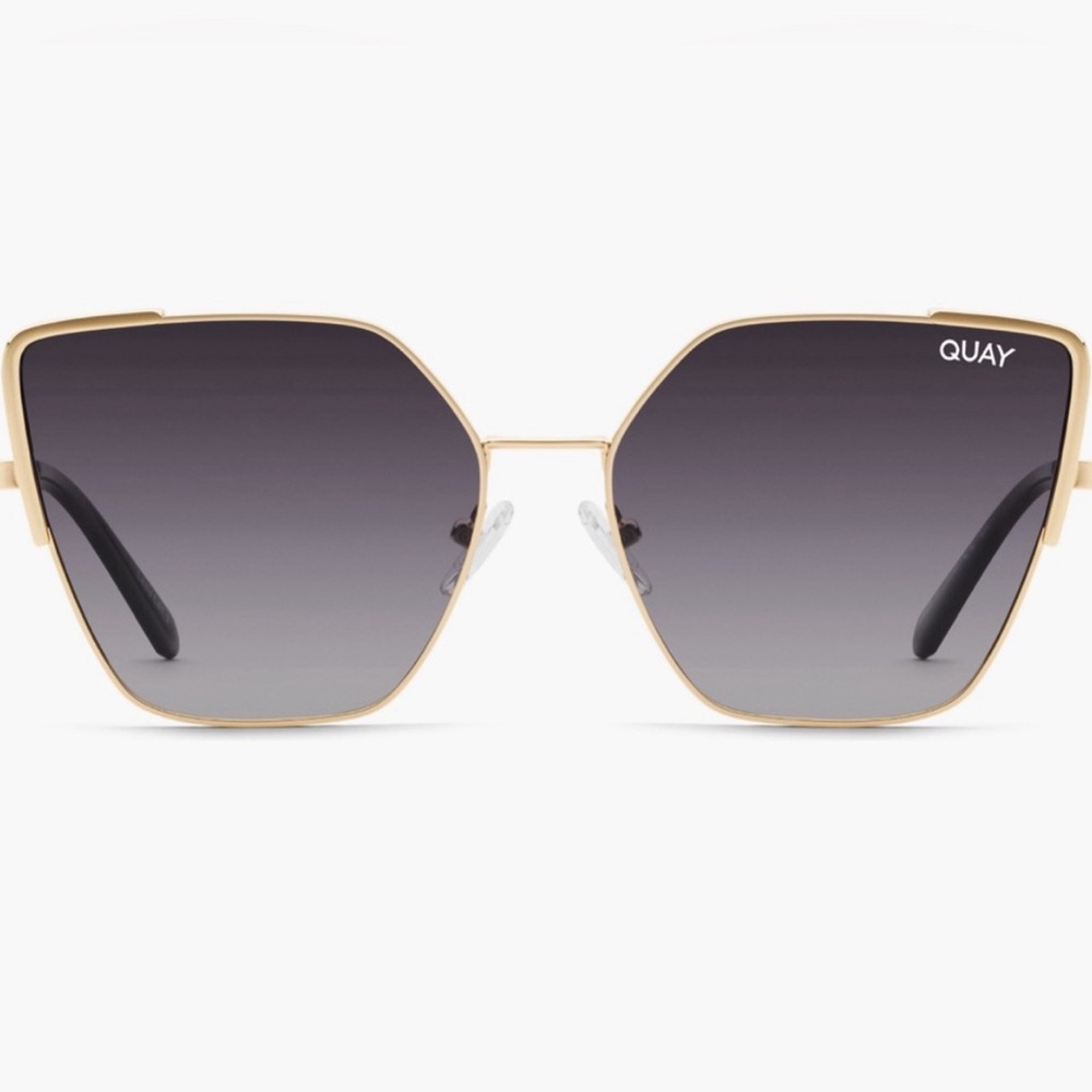 NWT Quay SRSLY 53mm gradient
POLARIZED cat eye Sunglasses